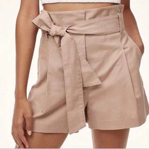 Wilfred Marne Shorts Bow front taupe